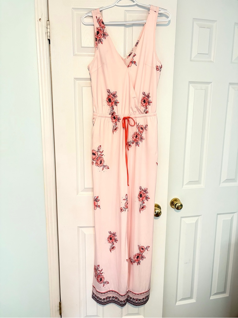 La Vie En Rose One Piece Floral Jumpsuit /Romper - Pajama or Lougewear - Small